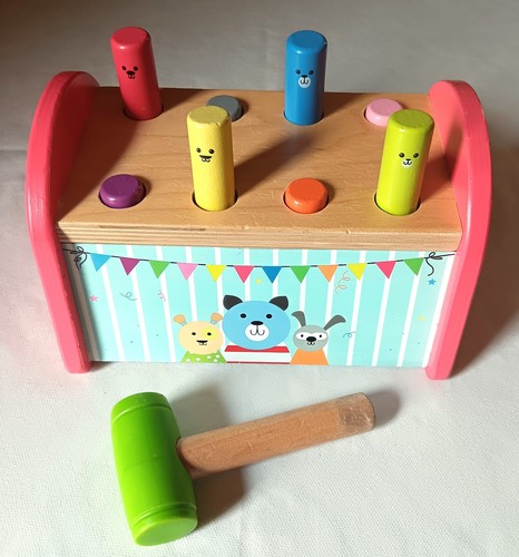 Klopfbank mit hammer - hammer,